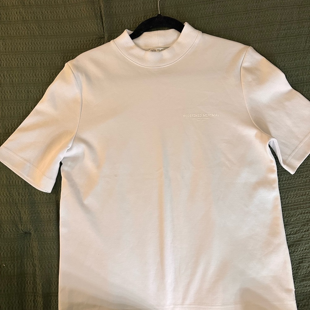 Zara Cream Minimalist Sweatshirt - Picture 4 of 4